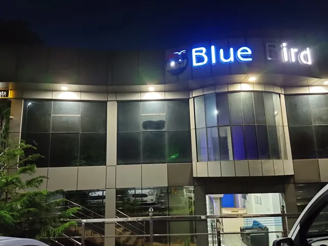 OYO 61610 Blue Bird Resort