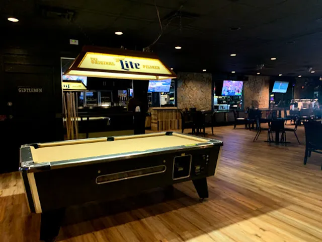 OB's Restaurant & Lounge