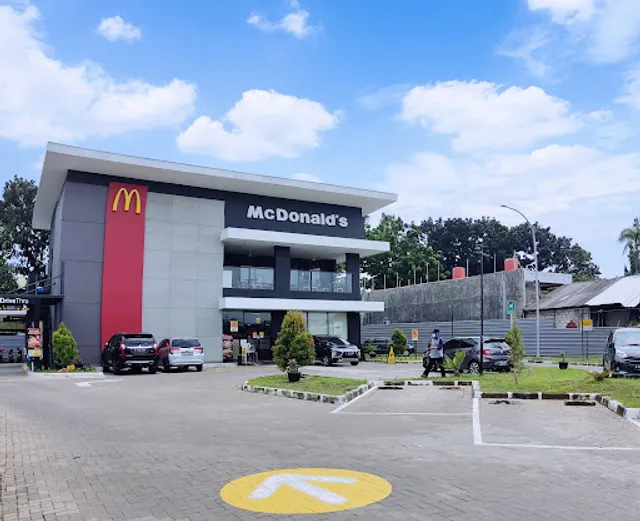 McDonald's Gandaria Pasar Rebo