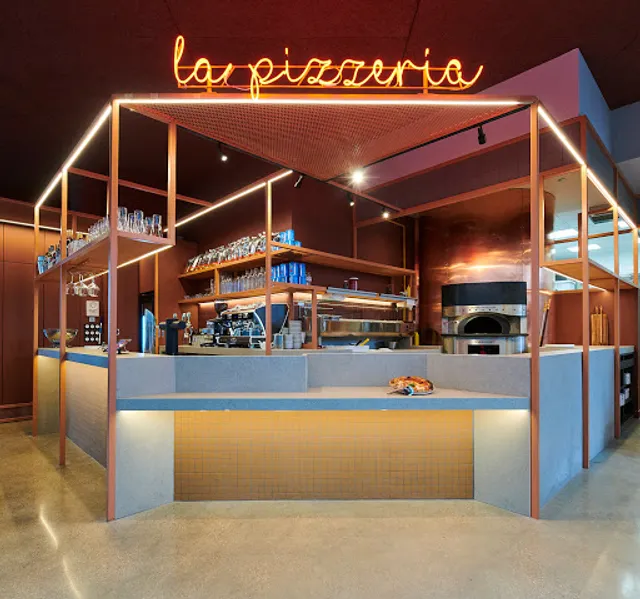 Metà e Metà Pizzeria