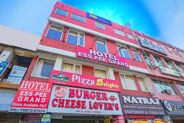 FabHotel Ess Pee Grand