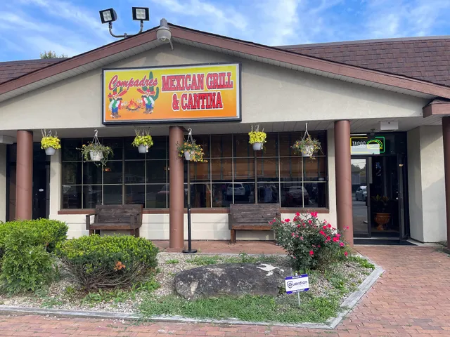 Compadres Mexican Restaurant Warren