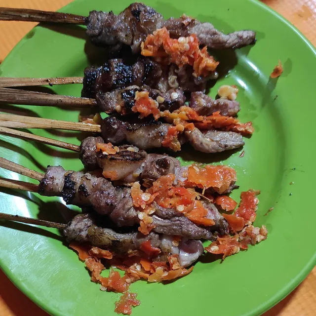 Warung Pak Rahmat (Sate dan Sop Kambing)