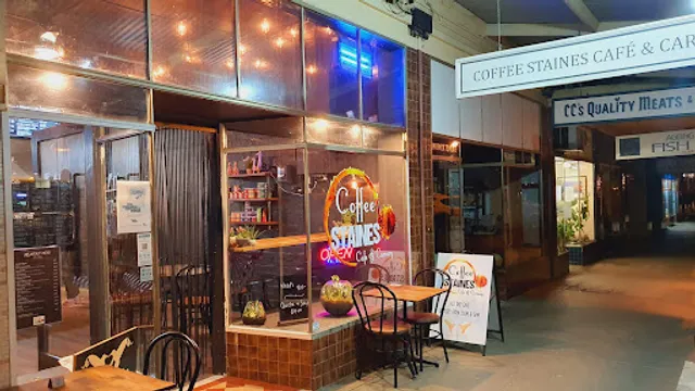 Coffee Staines - Café