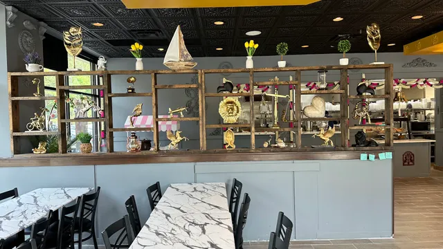 Blockbuster Cafe & Bakery - Indian Pure Vegetarian