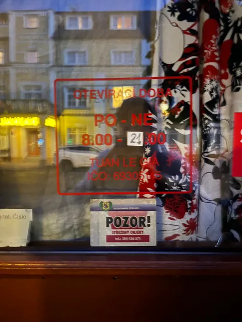 Obchod s potravinami