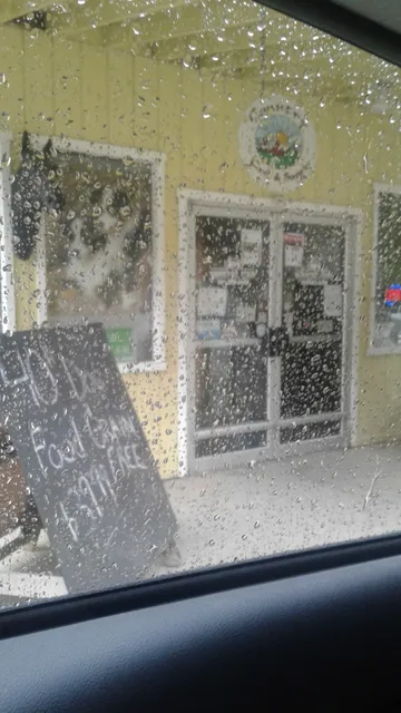 Country Feed & Supply