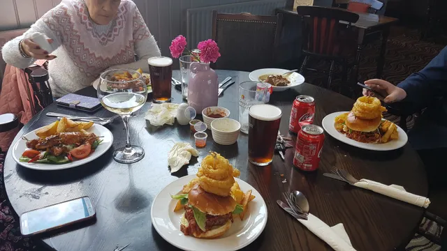 Rose And Crown Public House