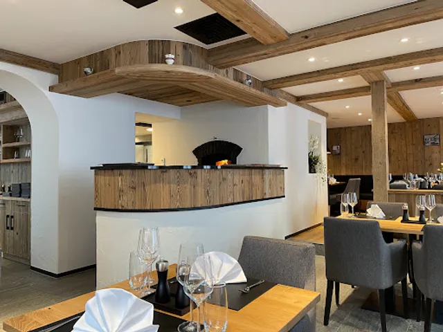 LÖWEN Braceria & Pizzeria Maienfeld