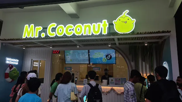 Mr. Coconut @ Sentosa