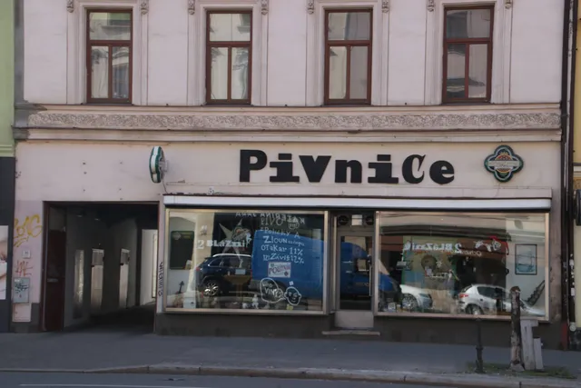 2 Fools On The Shelf