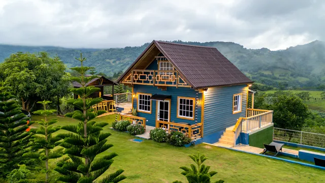 Villa Las Montañas, Pedro García