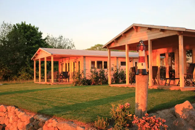 Ferienhäuser : Cäptn,s house und Kranichblick