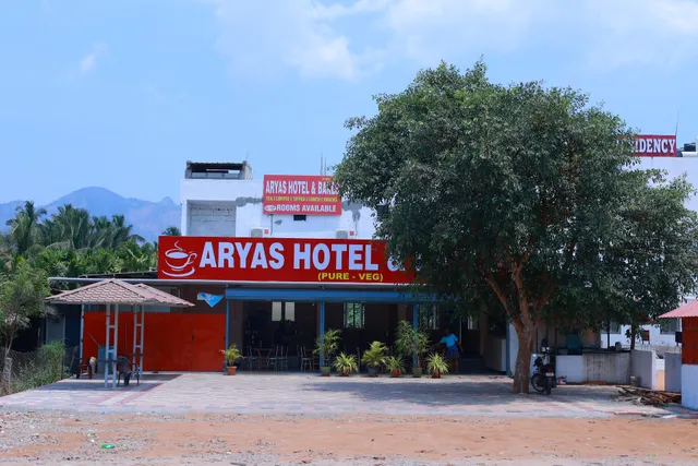 Aryas Residency