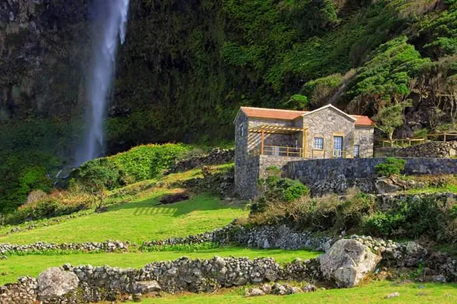 Casas da Cascata