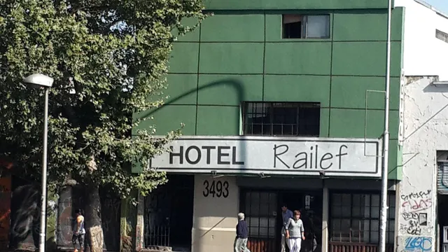 Hotel Railef