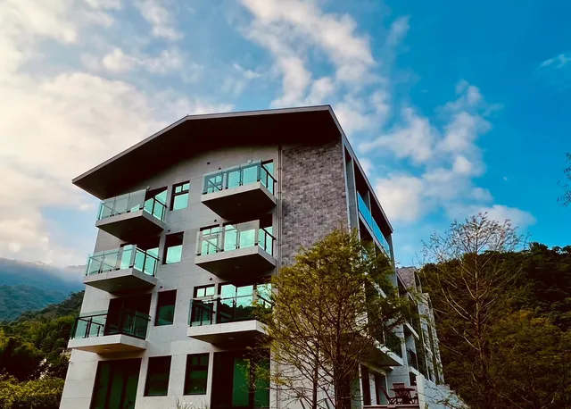 品雲岫海景度假會館