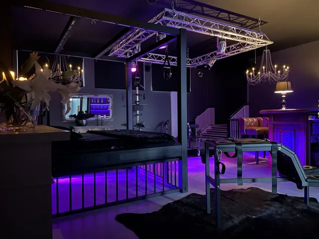 Fetischhaus Wiesbaden - BDSM Apartments & Eventlocation