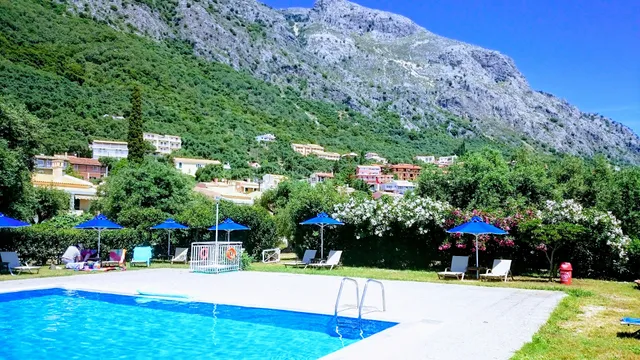 La Riviera Barbati Seaside Apartments & Private Pool Villas