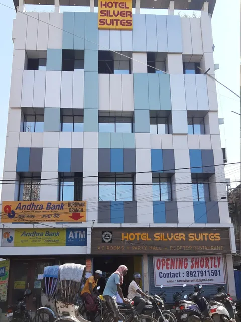 HOTEL SILVER SUITES