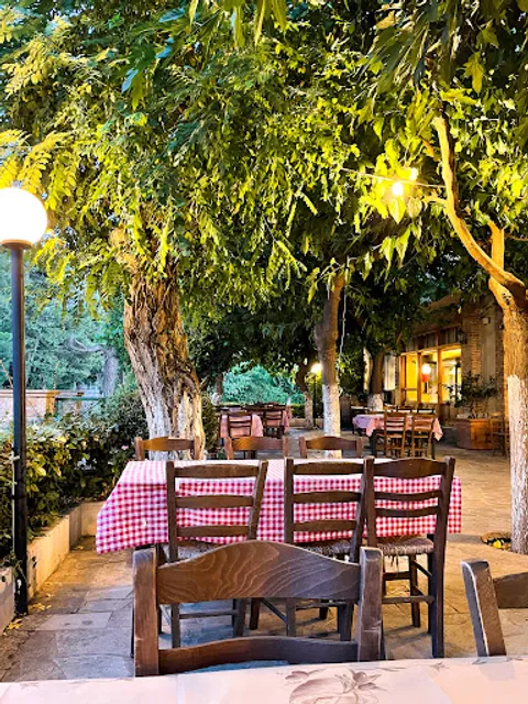 Taverna Manaras