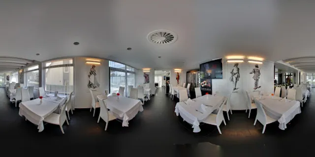 La Commedia Dell'arte S.a R.l.