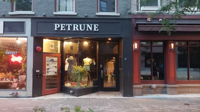 Petrune