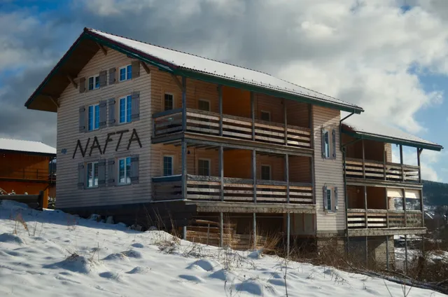 Nafta Aparts & Villas