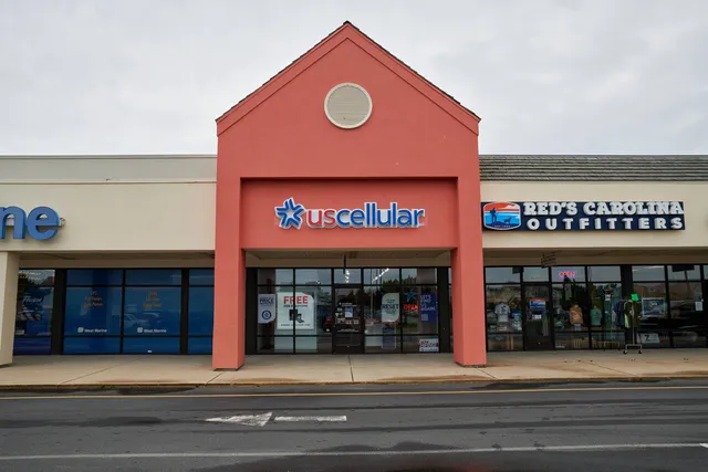 Authorized Retailer UScellular & T-Mobile