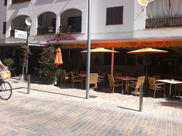 Happy Schnitzel by Jenny Delüx