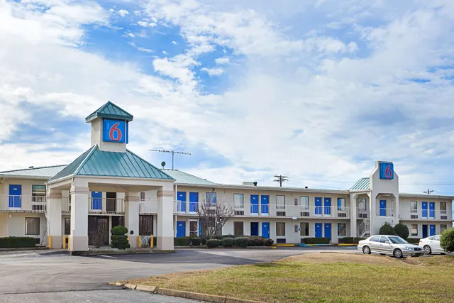 Motel 6 Bells, TN - Brownsville