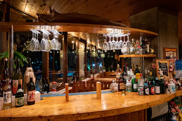 Bar Woodpecker “Lodge Scole"(バーウッドペッカー"ロッジスコーレ”）