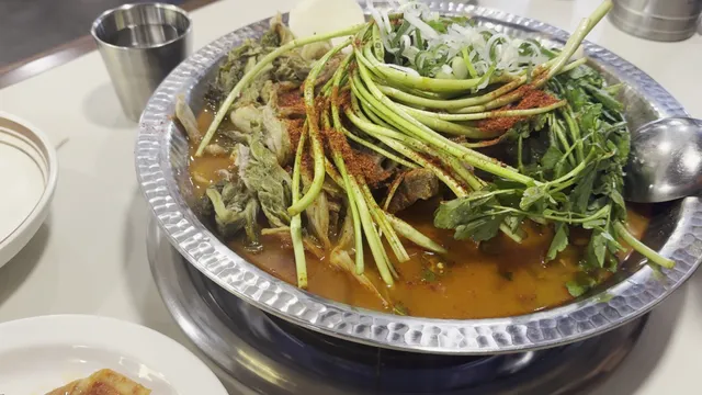 삼삼뼈국 서울역점