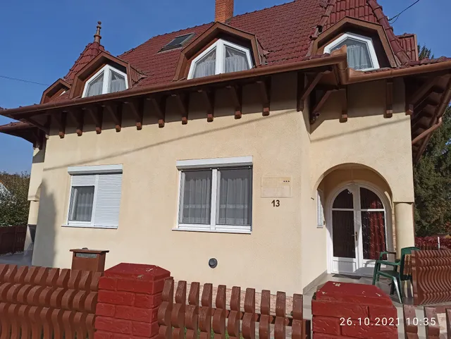 Henrietta Apartmanház