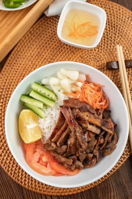 Pho Express X Teriyaki Bowl - Banh Mi & Bubble Tea