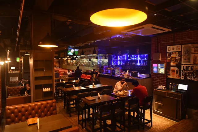 Country Roads Micro Brewery And Restaurant