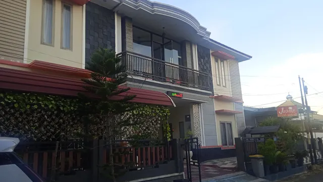 OYO 2038 Jasmine Guest House Balikpapan