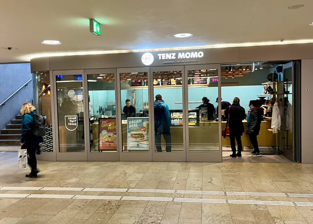 Tenz Momo St. Gallen Bahnhof