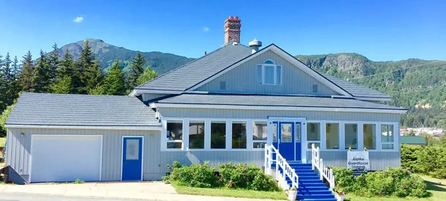Alaska Guardhouse Lodging