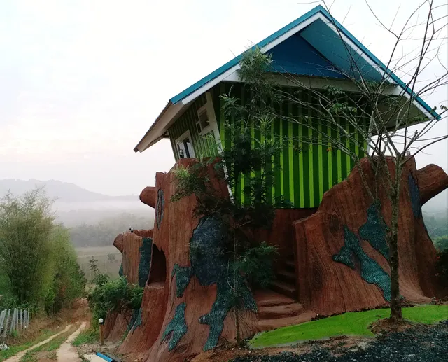 บ้านสายรุ้ง