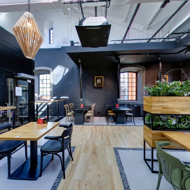 Azia Restaurants - Centrum Praskie Koneser