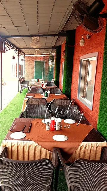 Red Fort Family Garden Restaurant