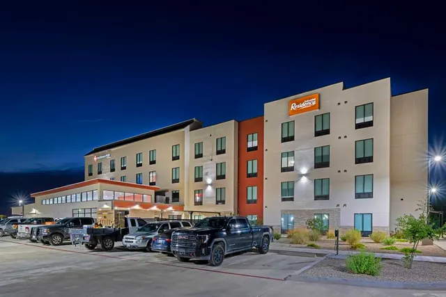 Best Western Plus Executive Residency Carlsbad Hotel