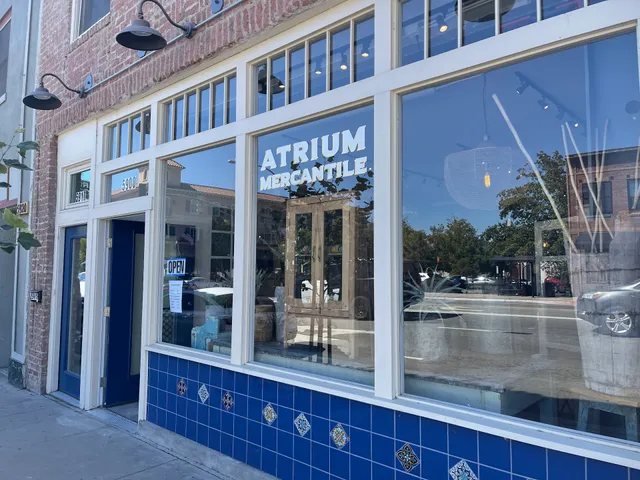 Atrium Mercantile
