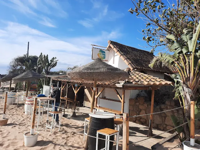 Las Dunas • Bar & Lounge