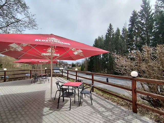 Rybí restaurace a apartmány Hůrka