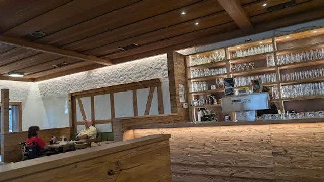 Schnitzelparadies Veitsbronn