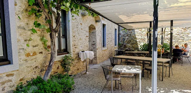 Osteria Castello-Sasso Corbaro