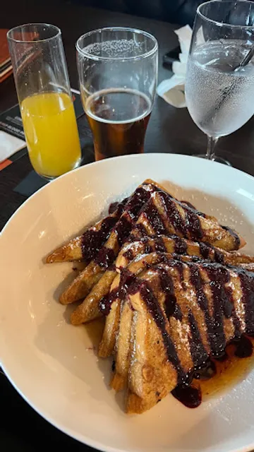 State Hill Craft Cocktails & Kitchen