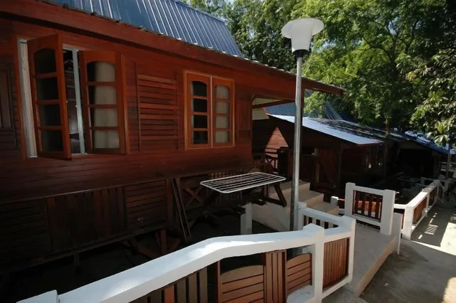 Shari-la Island Resort